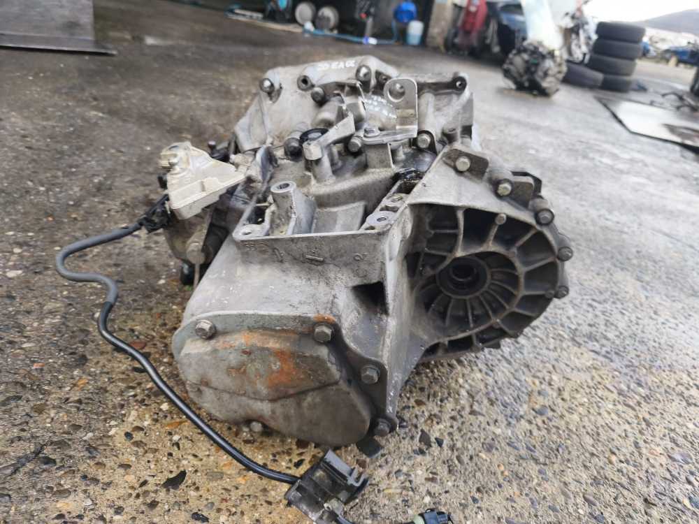 BOITE DE VITESSE MANUEL CITROEN/PEUGEOT 1.6HDI ( 6-VITESSES ) - Vue 4